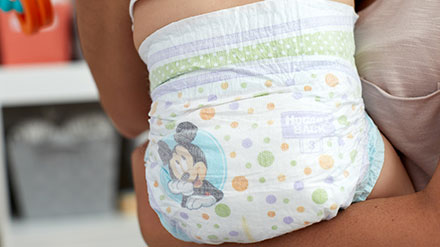 Huggies diaper and wipes are inspired by your hugs.