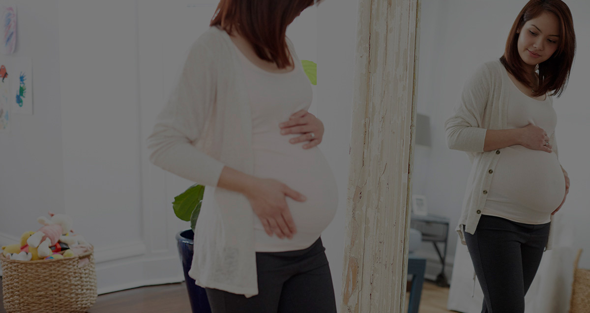 Consejos y recomendaciones de Huggies desde el primer trimestre de tu embarazo hasta el último.