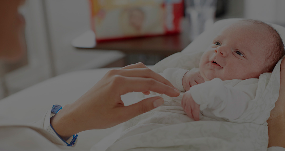 Huggies tips and advice on what to expect during different stages of your baby's development.